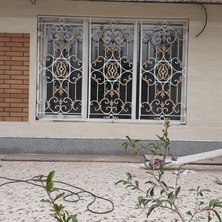 هزینه نصب و حمل حفاظ پنجره فلزی