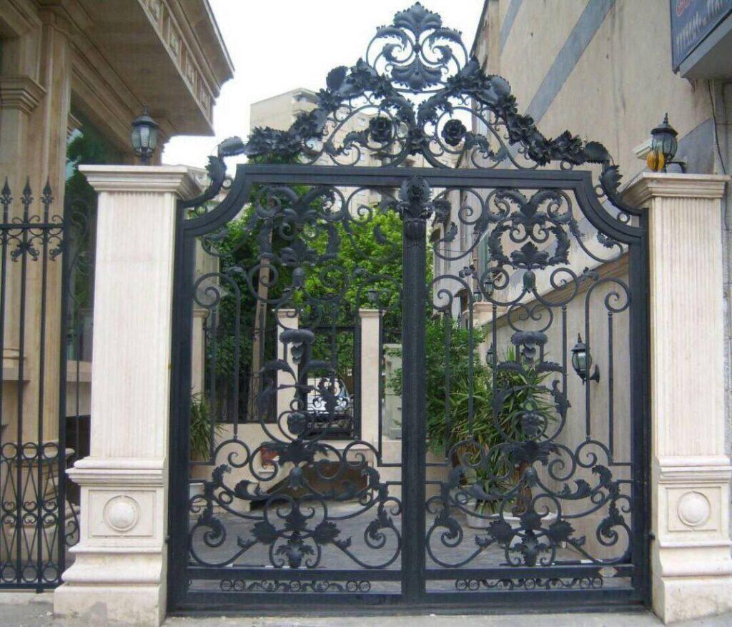 ابعاد استاندارد درب حیاط و درب پارکینگ