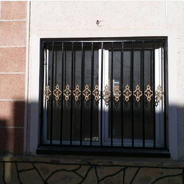 حفاظ پنجره فرفورژه یا حفاظ فلزی