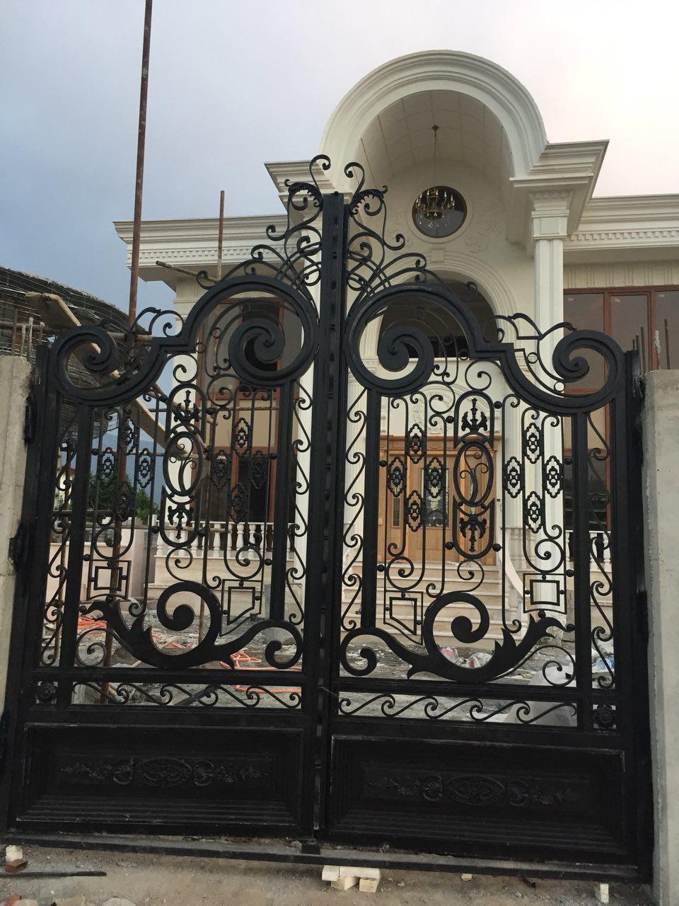 درب اهنی پارکینگ درب اهنی پارکینگ