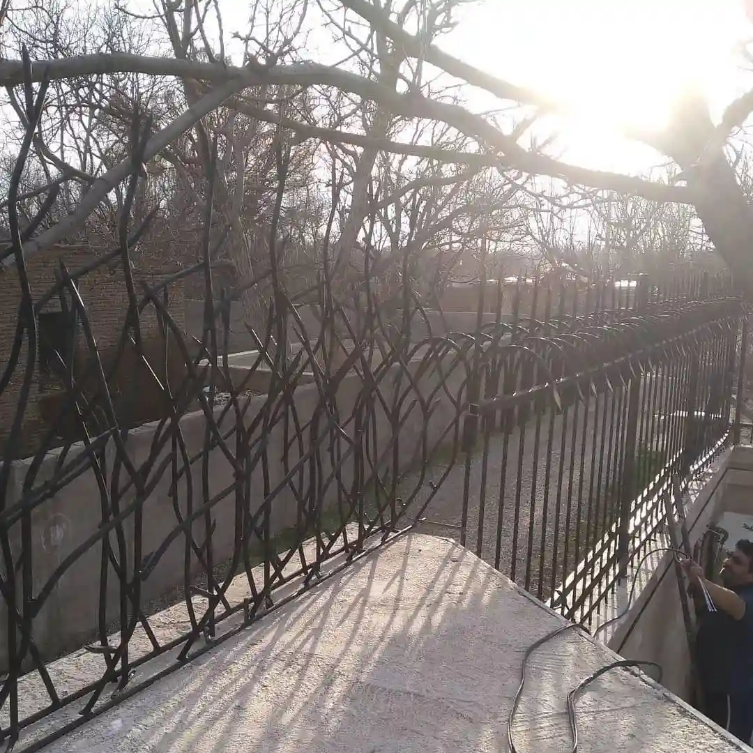 نمونه کارهای نصب شده ی حفاظ شاخ گوزنی نمونه کارهای نصب شده ی حفاظ شاخ گوزنی