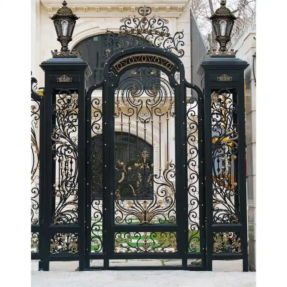 تنوع در انواع درب ورودی ساختمان تنوع در انواع درب ورودی ساختمان