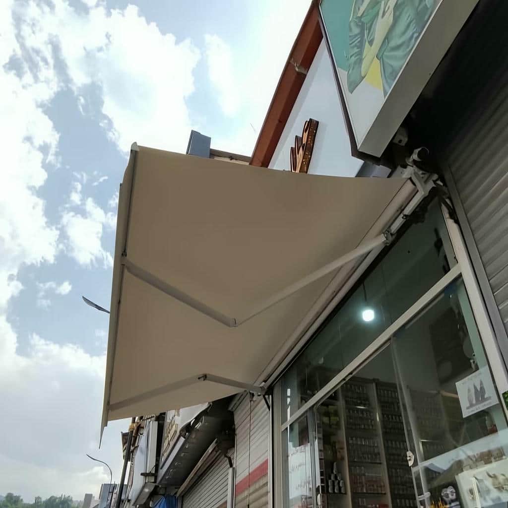 کاربرد سایبان&zwnj; برقی