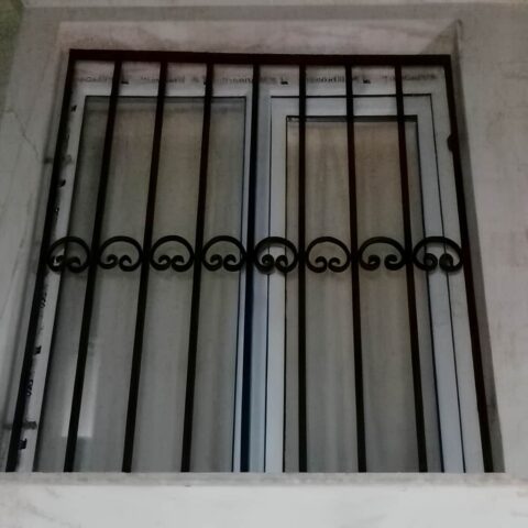 حفاظ پنجره مدل نعل اسبی