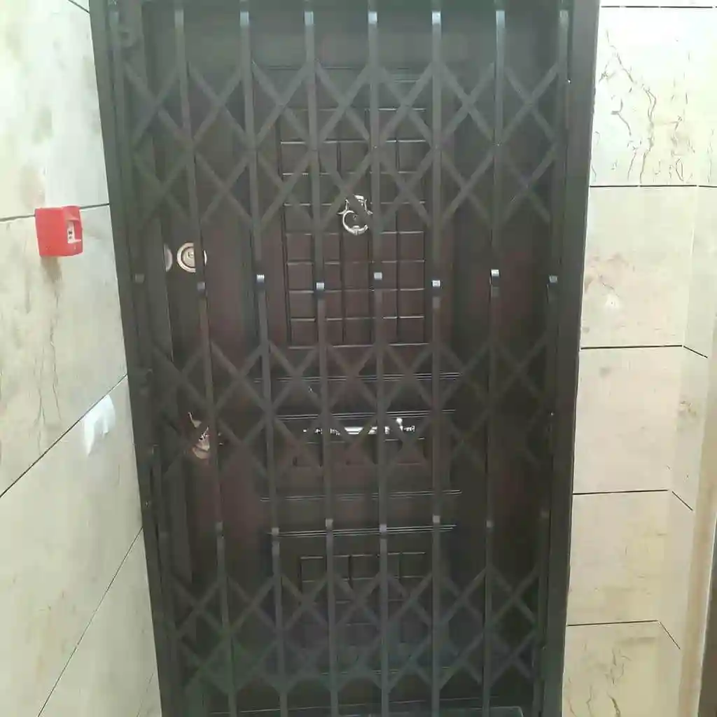 تسمه ضخیم درب آکاردئونی