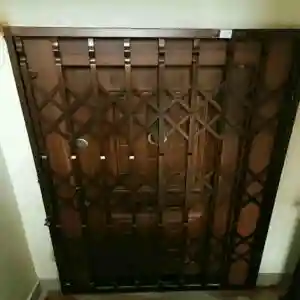 عکس درب و حفاظ آکاردئونی