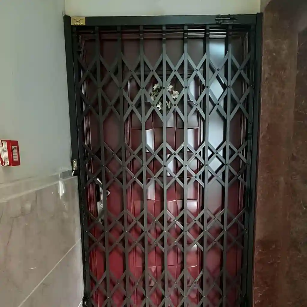 حفاظ آکاردئونی برای امنیت ورودی