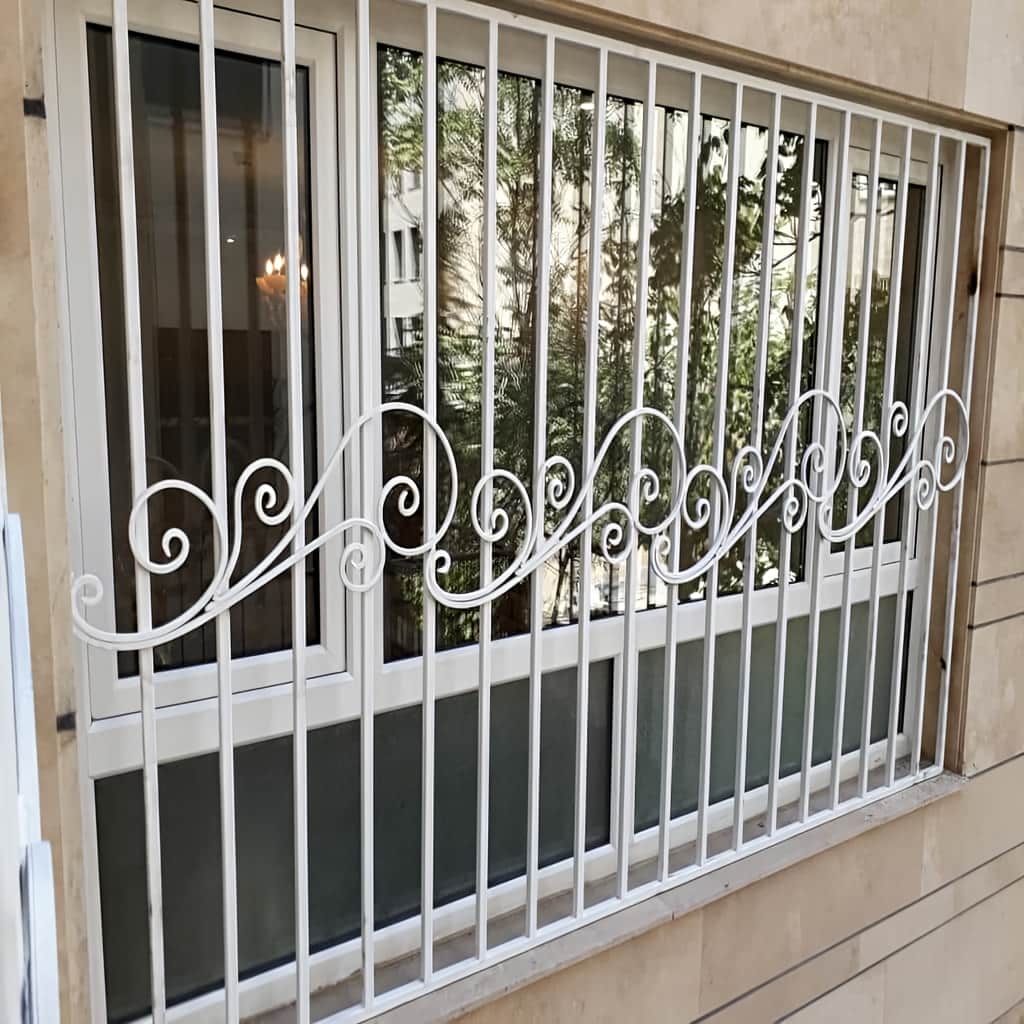 حفاظ پنجره کلاسیک