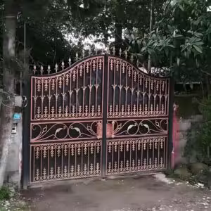 درب فلزی انگلیسی کلاسیک شیک