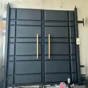 درب مدرن رادون فلزی ویلا