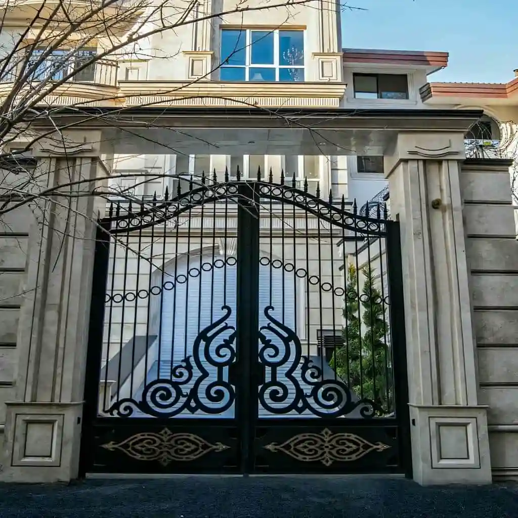 فروش درب ویلایی شهرکی طرح کلاسیک و مدرن