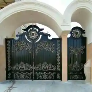 نکات مهم قبل از خرید درب حیاط ساختمان لوکس