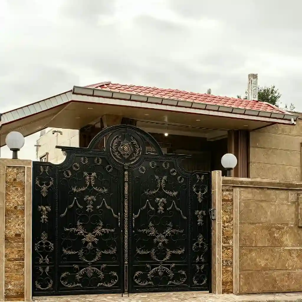 نصب درب فلزی ترک ورودی باغ