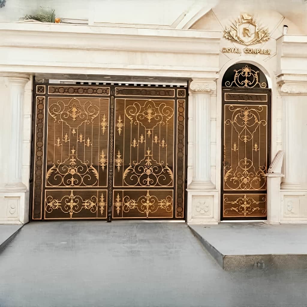 خرید درب فلزی غنچه همراه نرده هماهنگ