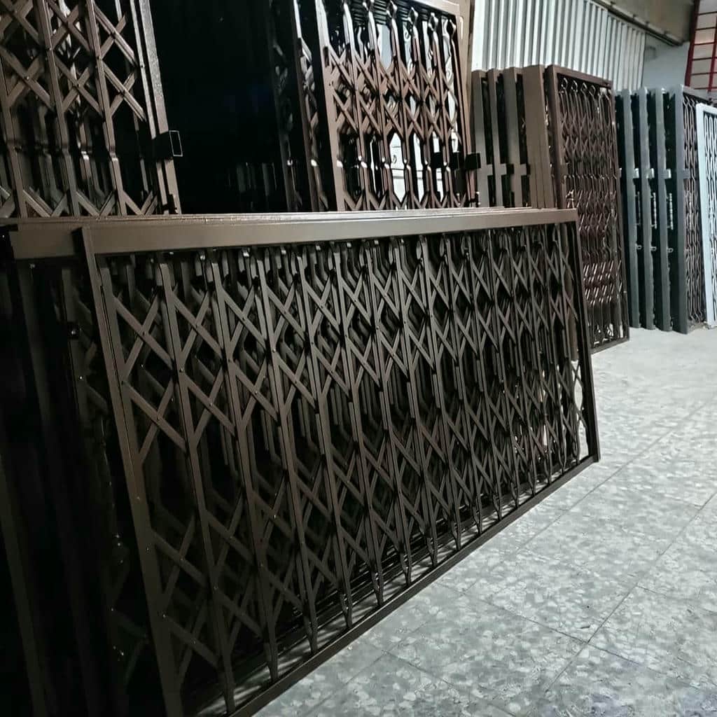 درب آکاردئونی