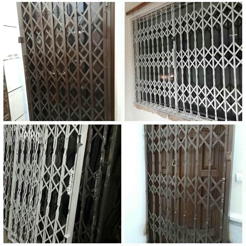 درب آکاردئونی در اردبیل