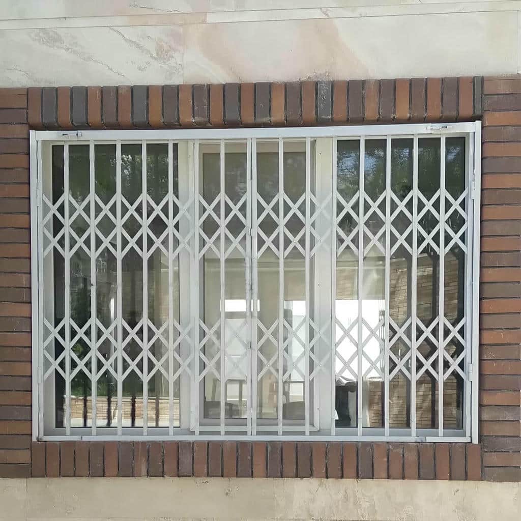 درب آکاردئونی در نظرآباد