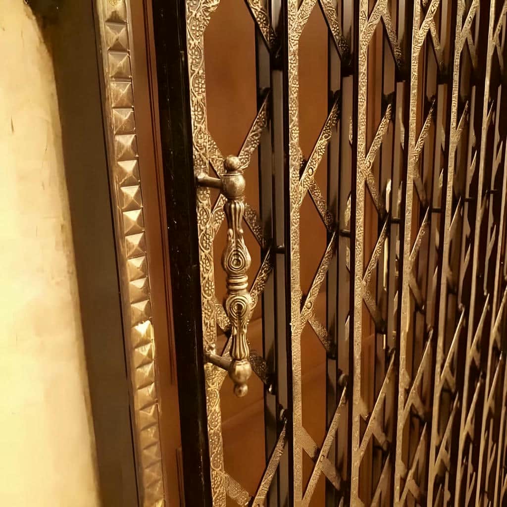 فروش درب آکاردئونی رنگ مقاوم در شهریار