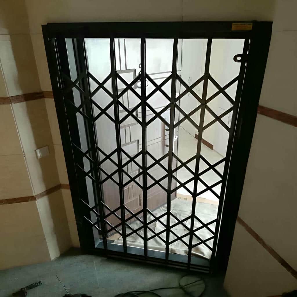 نصب درب آکاردئونی ضدسرقت در نیشابور