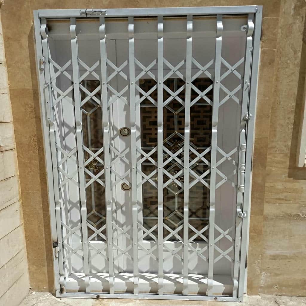 نصب درب آکاردئونی ضدسرقت در رشت