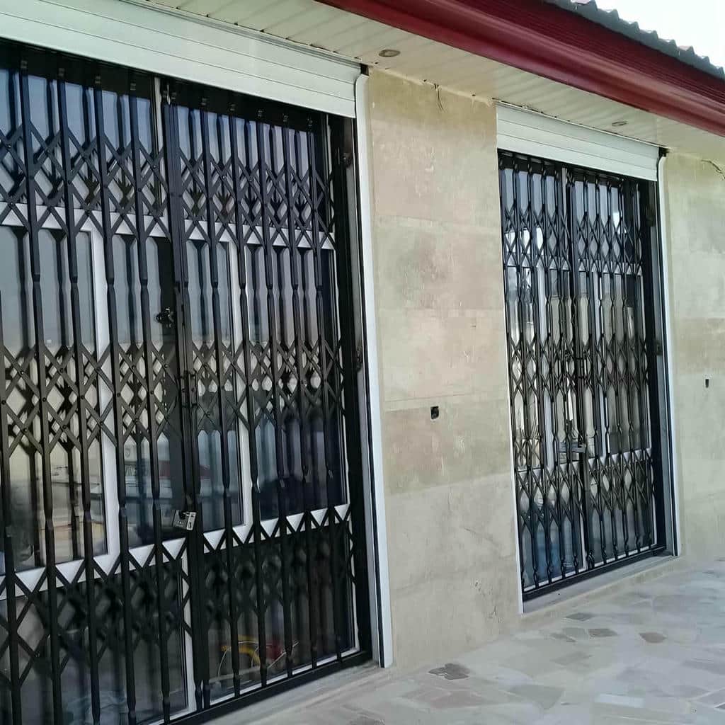 فروش درب آکاردئونی آپارتمانی در بندر چابهار