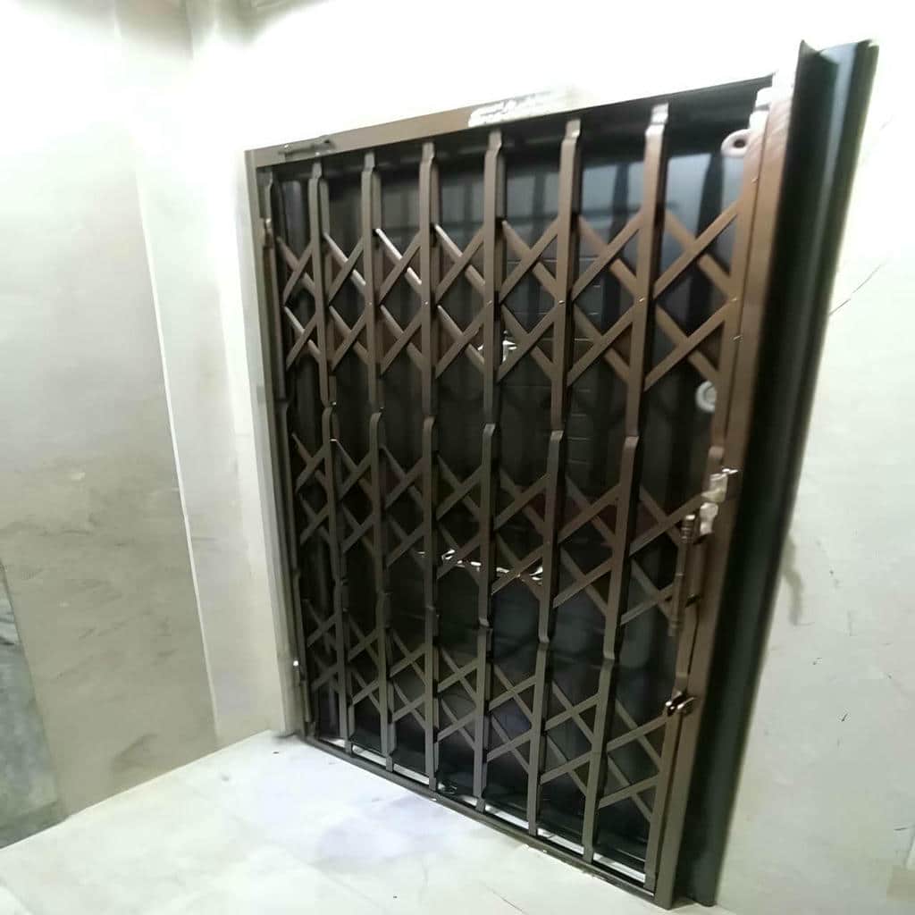 قیمت درب آکاردئونی آپارتمانی در آمل