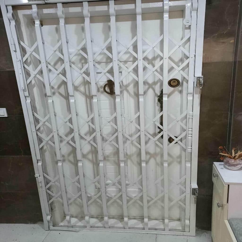 کارخانه درب آکاردئونی ابعاد سفارشی در سنندج