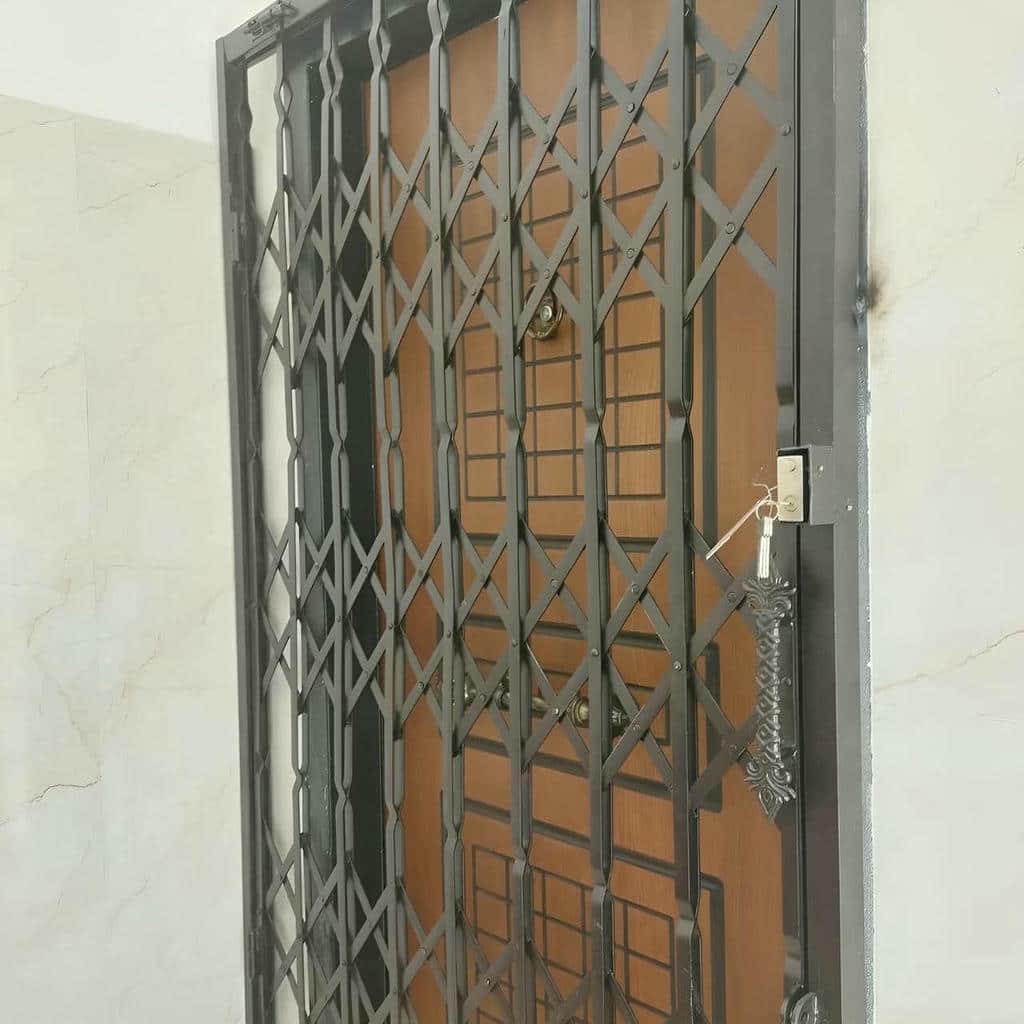 فروش درب آکاردئونی رنگ مقاوم در گنبدکاووس