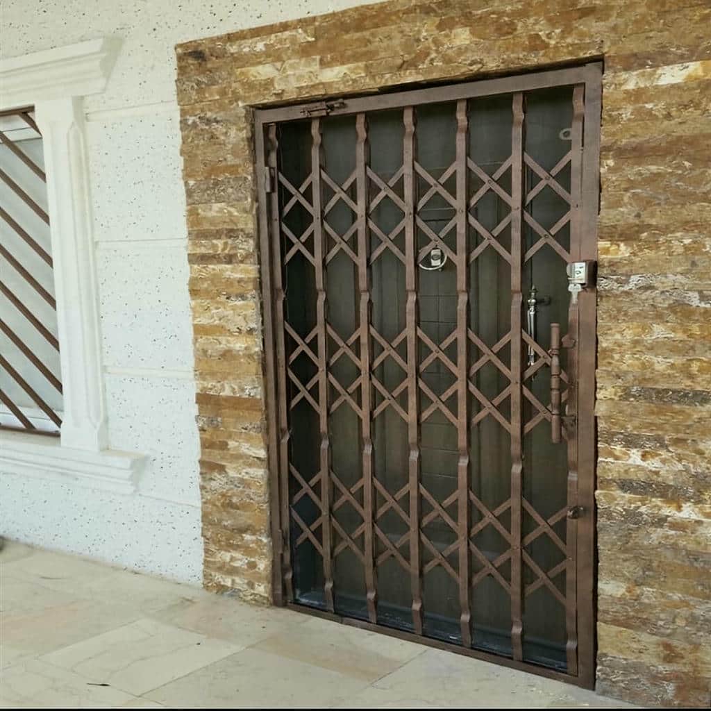 قیمت درب آکاردئونی آپارتمانی در استان خوزستان