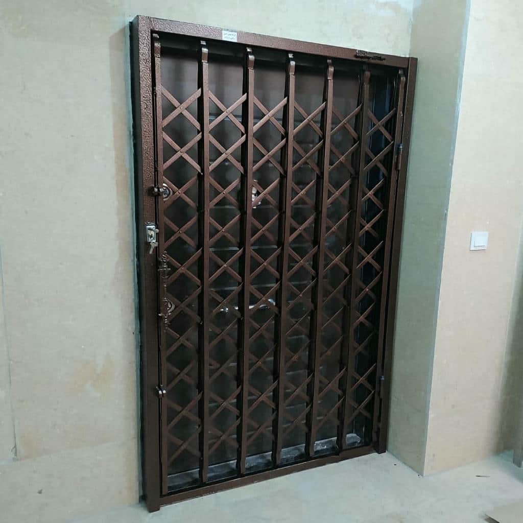 خرید درب آکاردئونی فلزی در یزد