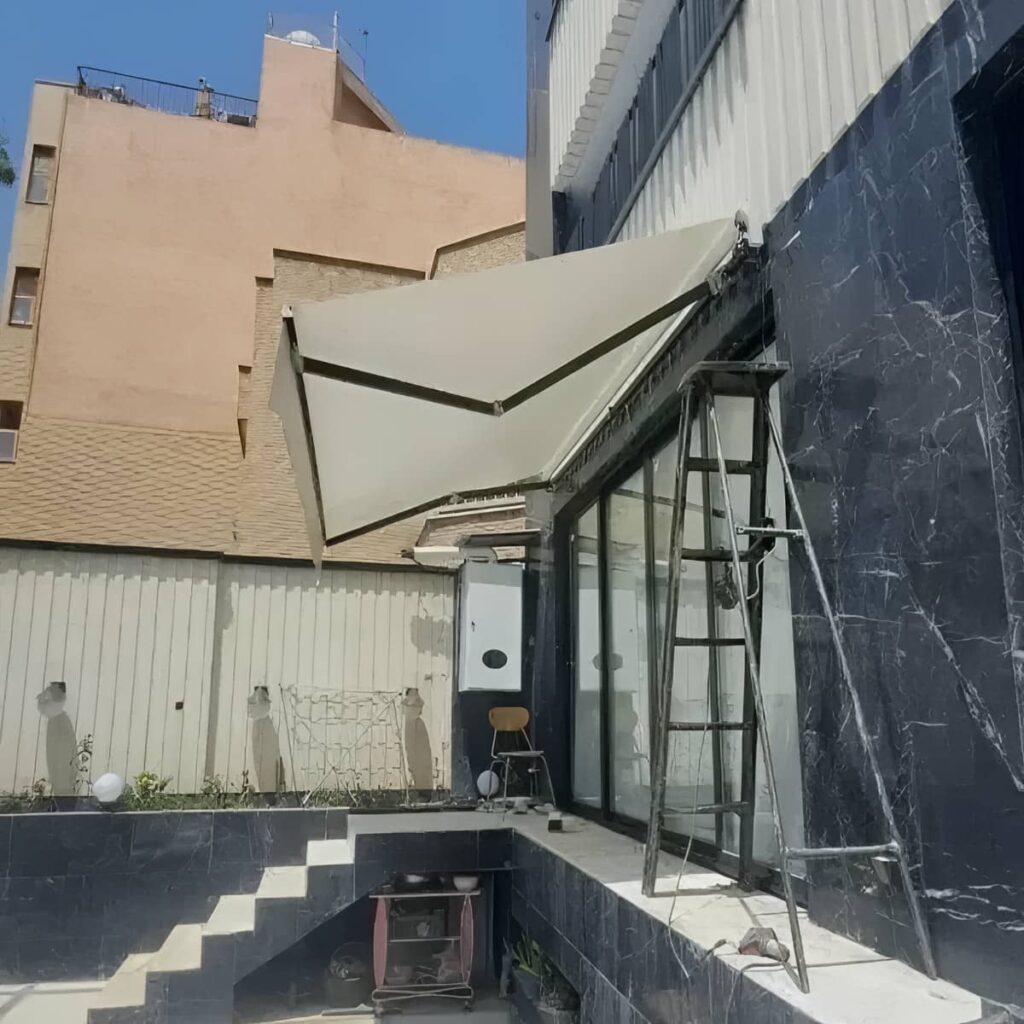 نصب سایبان اتوماتیک ریموتدار مغازه در رفسنجان