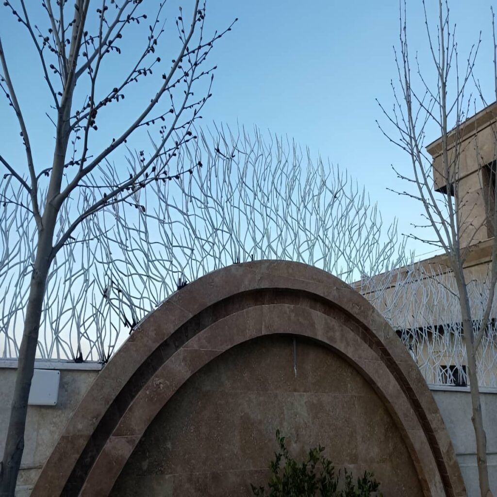 فروش نرده شاخ گوزنی دیوار ویلا در اشتهارد