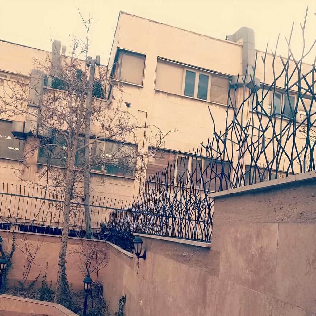 قیمت نرده شاخ گوزنی دیوار ساختمان در کرمان