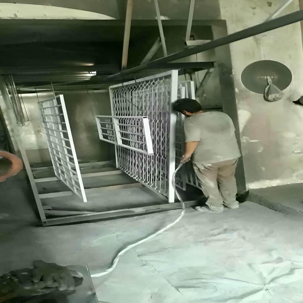 کارخانه نرده حفاظ پشت پنجره سفارشی در قم