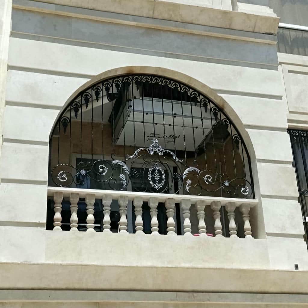 نرده حفاظ پشت پنجره در لواسان