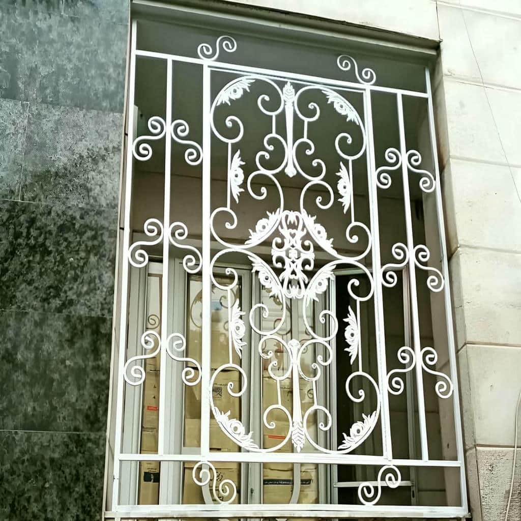 قیمت نرده حفاظ پشت پنجره فرفورژه در شیراز قیمت نرده حفاظ پشت پنجره فرفورژه در شیراز