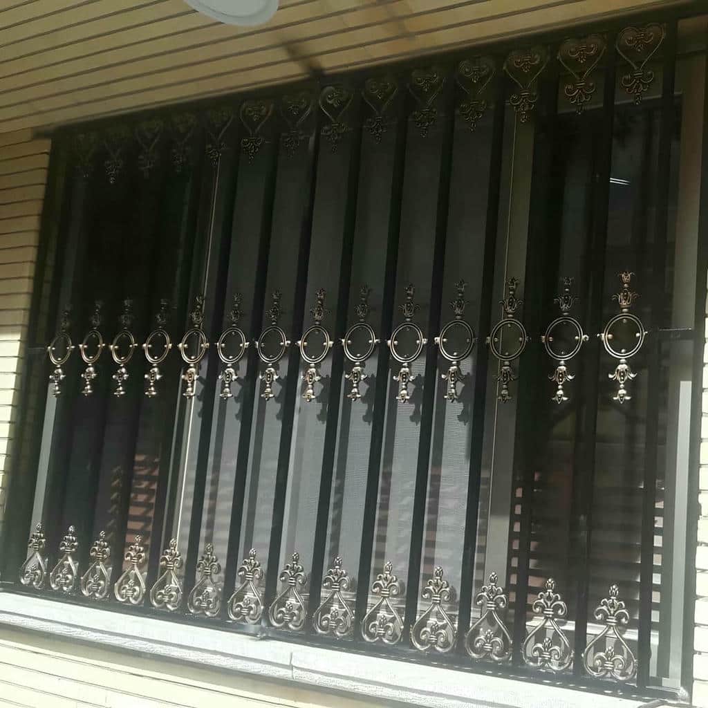 نرده حفاظ پشت پنجره در کرمان