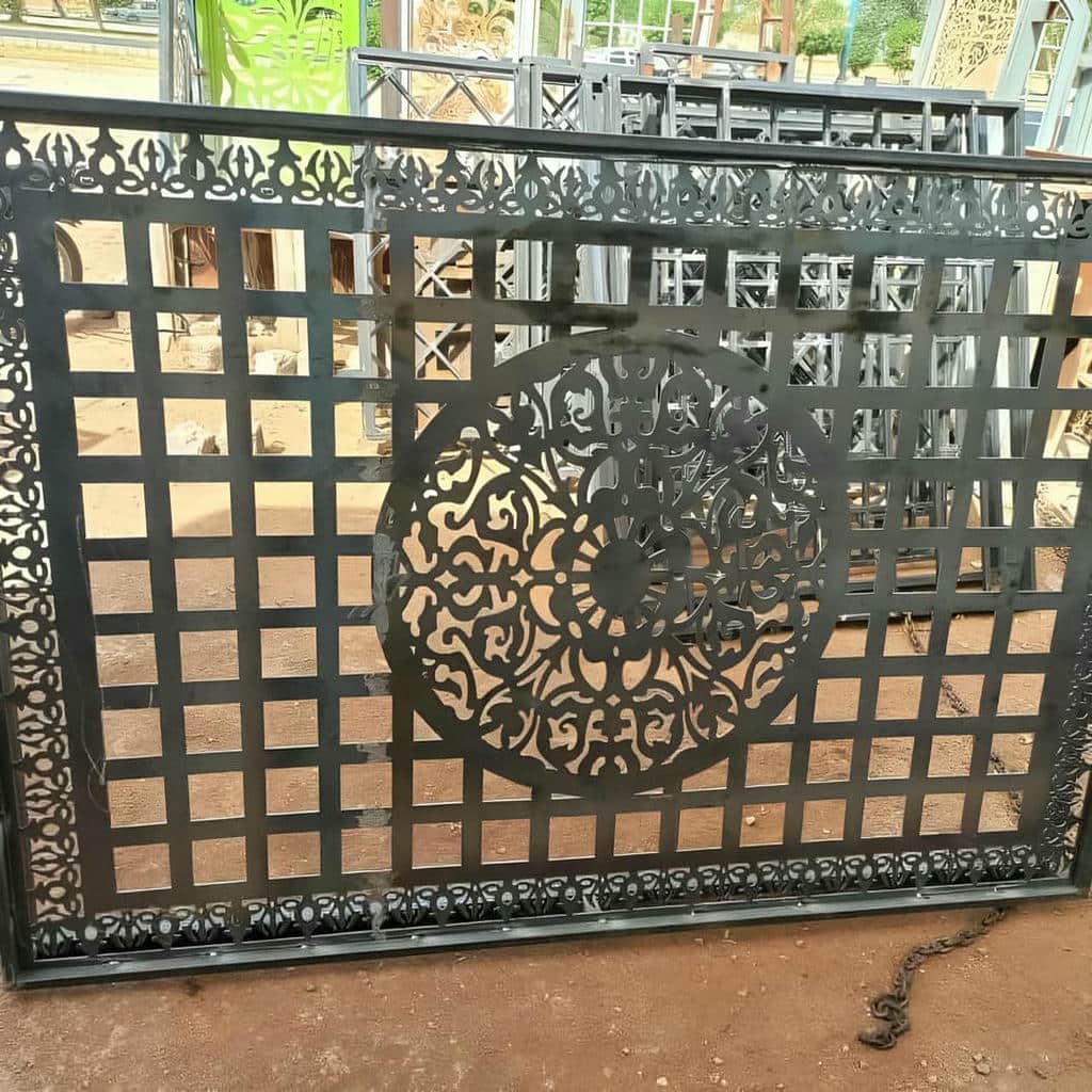 کارخانه نرده حفاظ پشت پنجره بازشو در مریوان