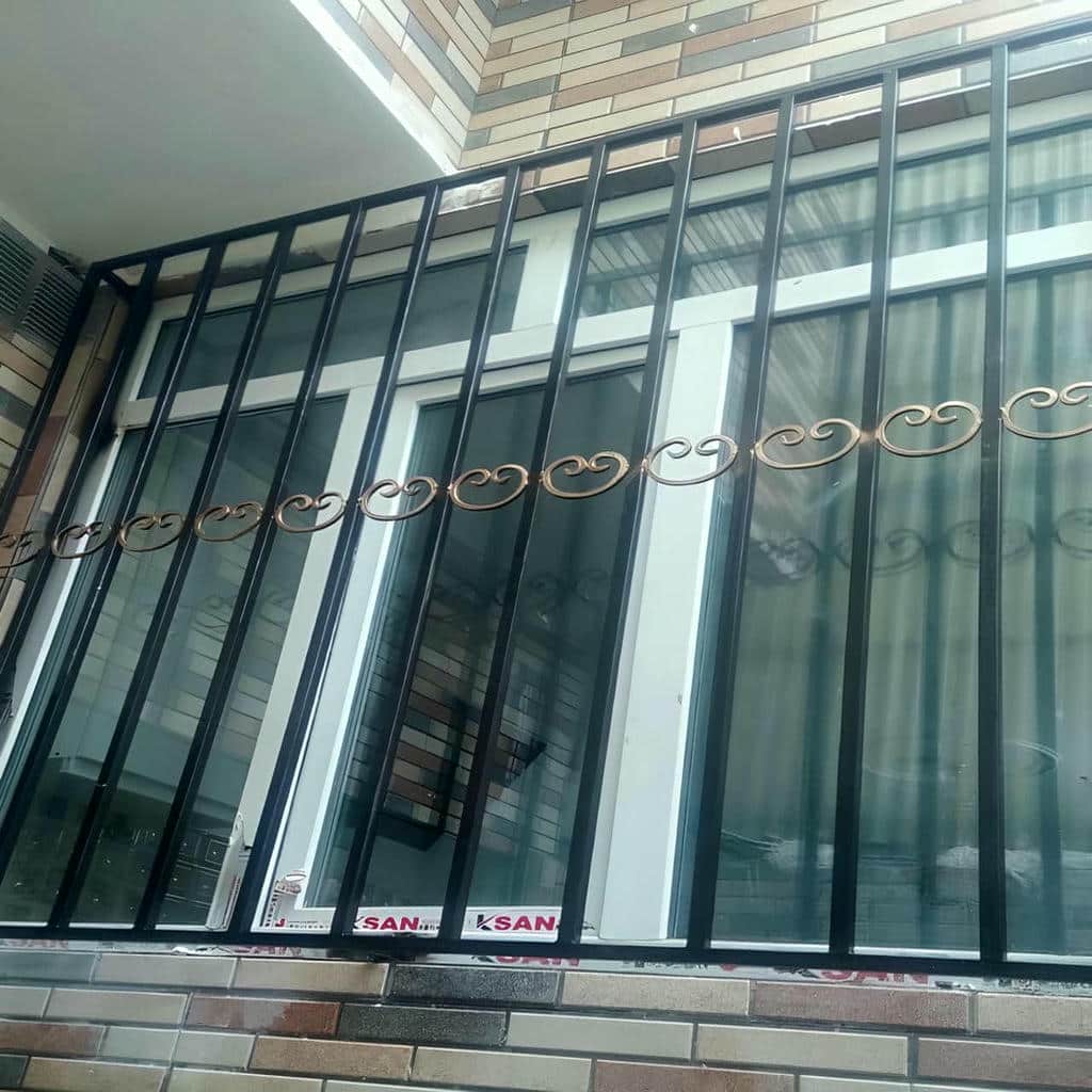 نرده حفاظ پشت پنجره در بوشهر