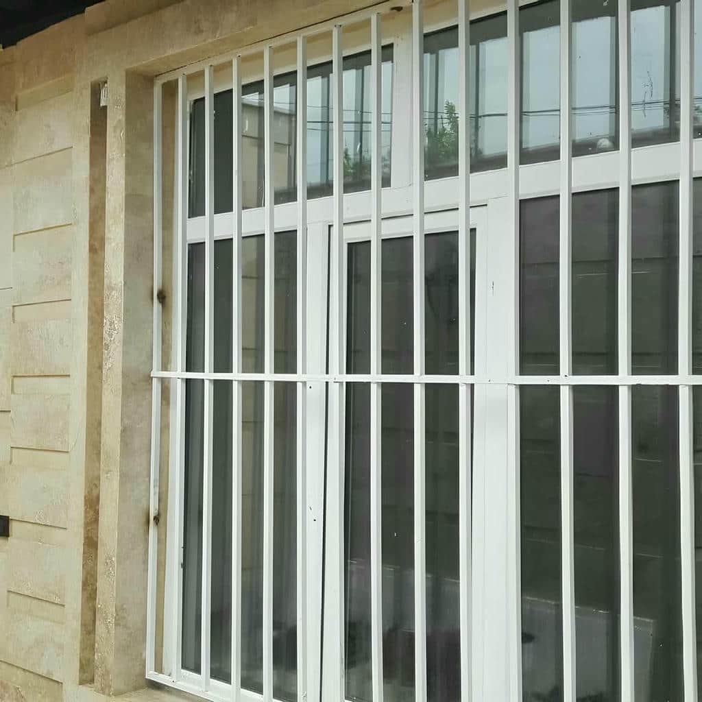 قیمت نرده حفاظ پشت پنجره فرفورژه در یزد