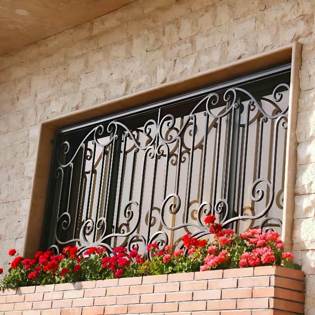 قیمت حفاظ پشت پنجره فرفورژه در خرم آباد