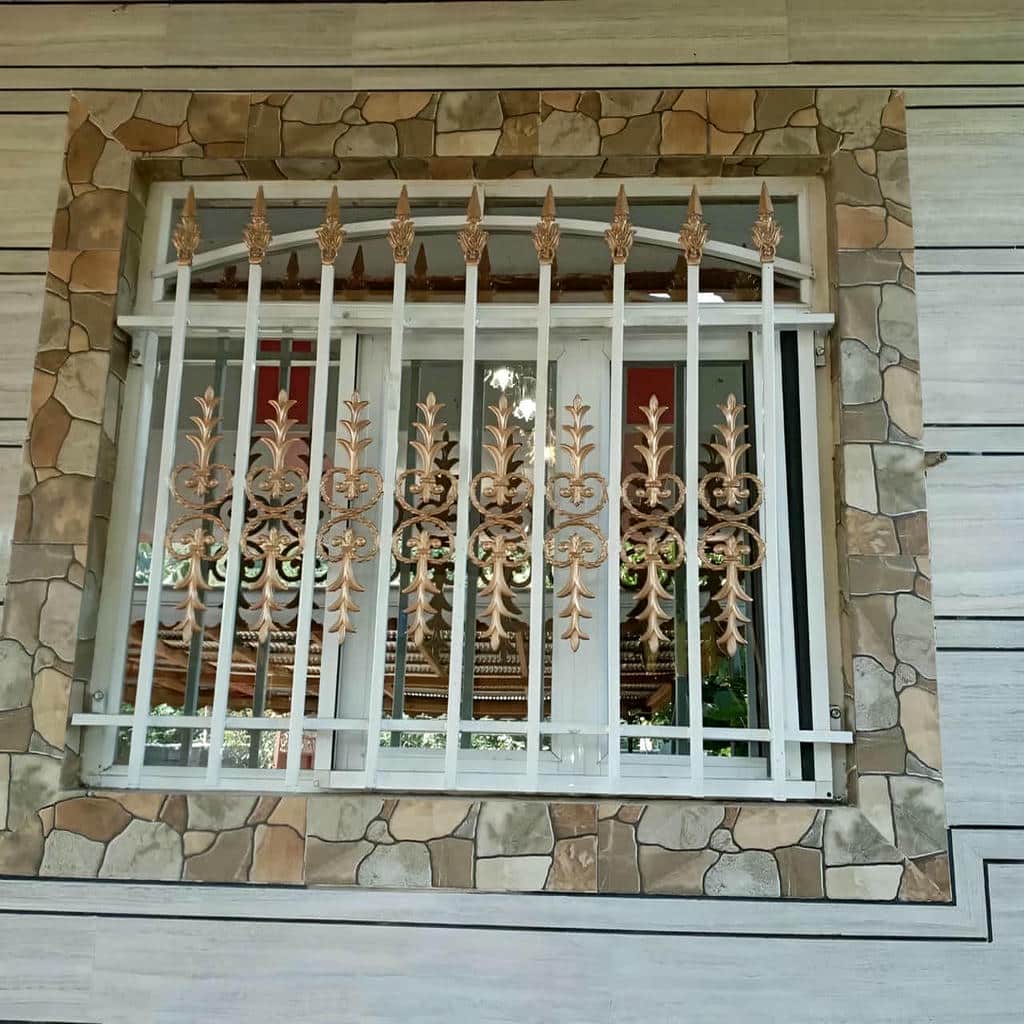 قیمت حفاظ پشت پنجره فرفورژه در کمال شهر