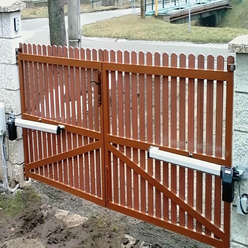 جک پارکینگی درب حیاط در سمنان