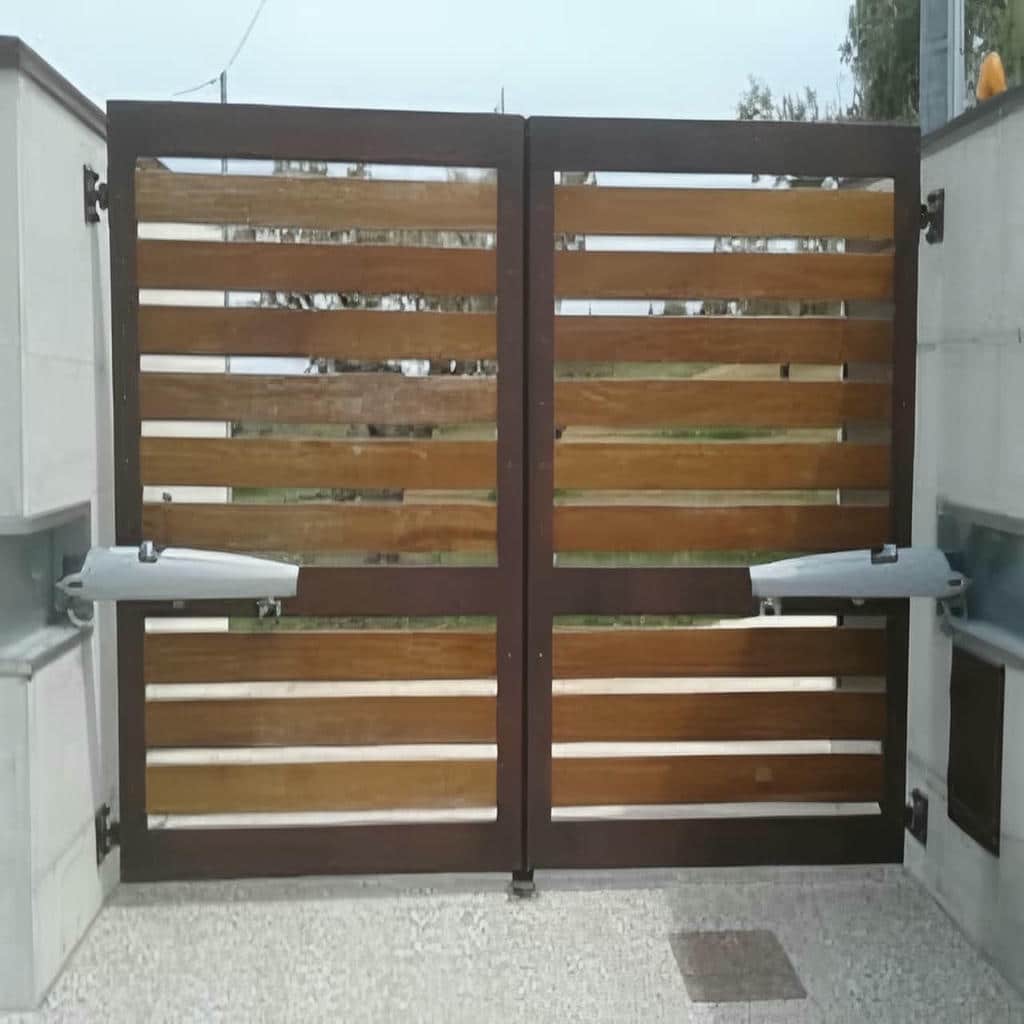 جک پارکینگی درب حیاط در سقز