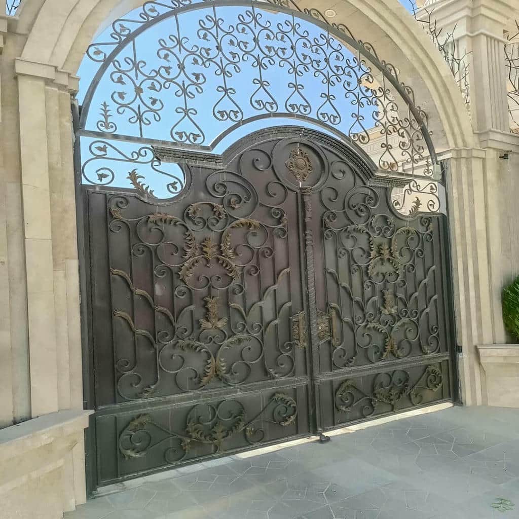 خرید درب پارکینگ حیاط فرفورژه ساده در رفسنجان