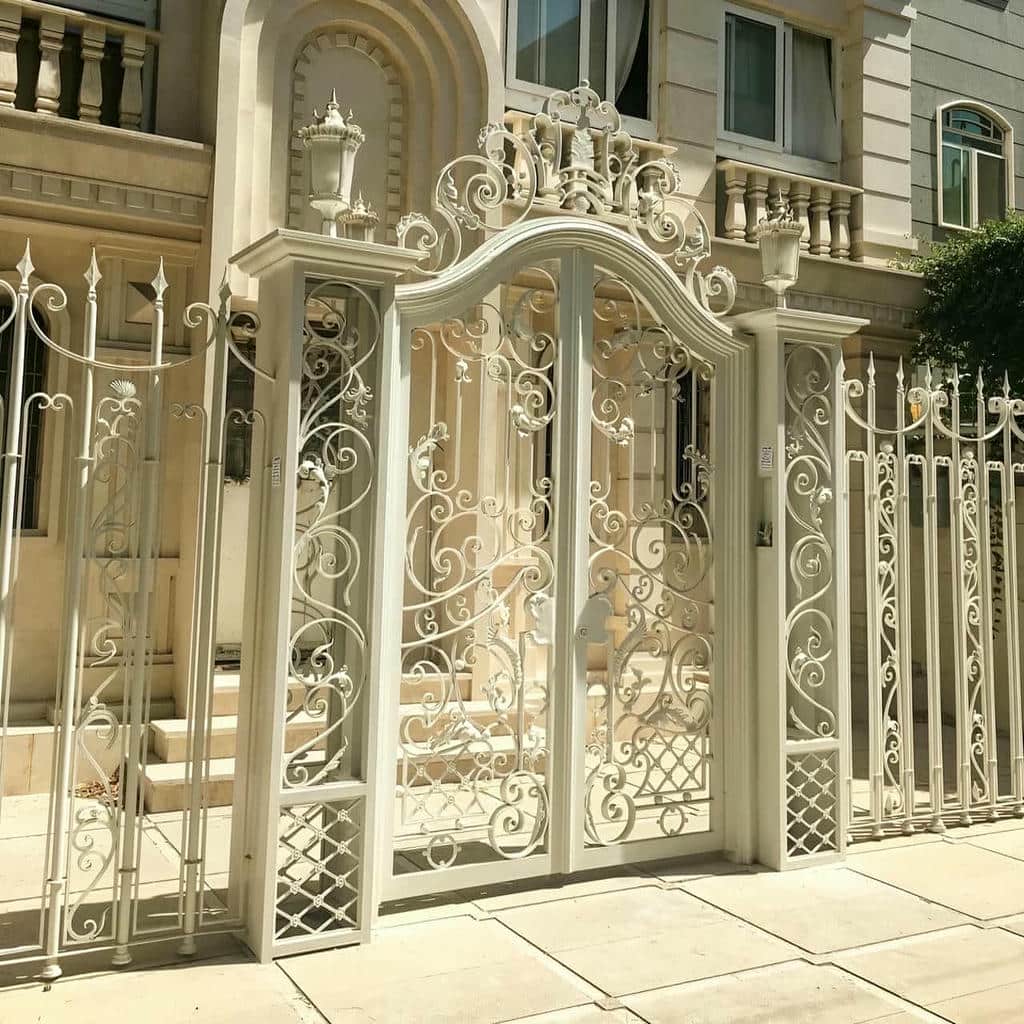 درب پارکینگ حیاط فرفورژه در یاسوج