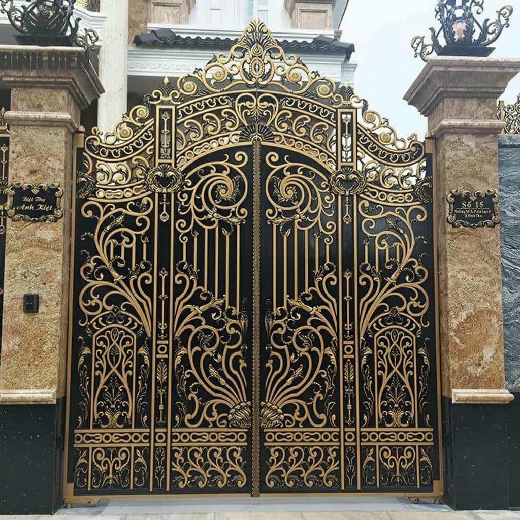 خرید درب پارکینگ حیاط فرفورژه نمای مدرن در نظرآباد