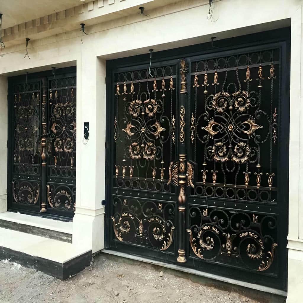 درب پارکینگ حیاط فرفورژه در بوشهر