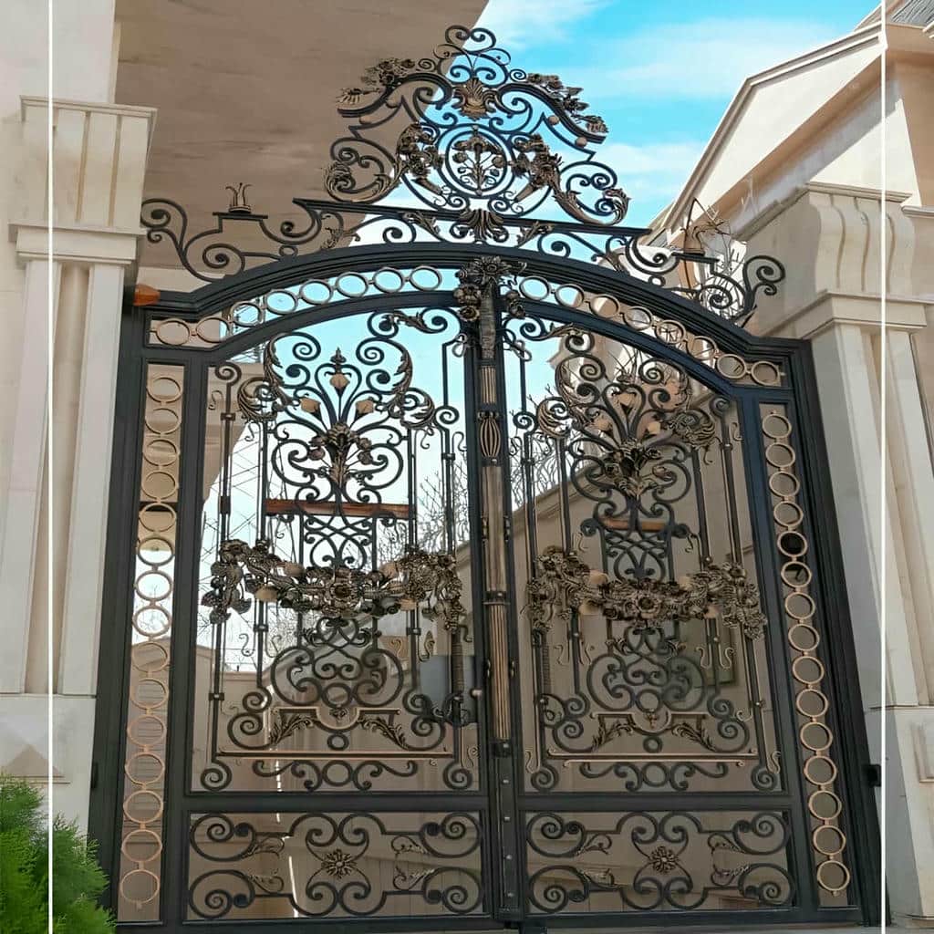 قیمت درب پارکینگ حیاط فرفورژه ویلایی در فشم