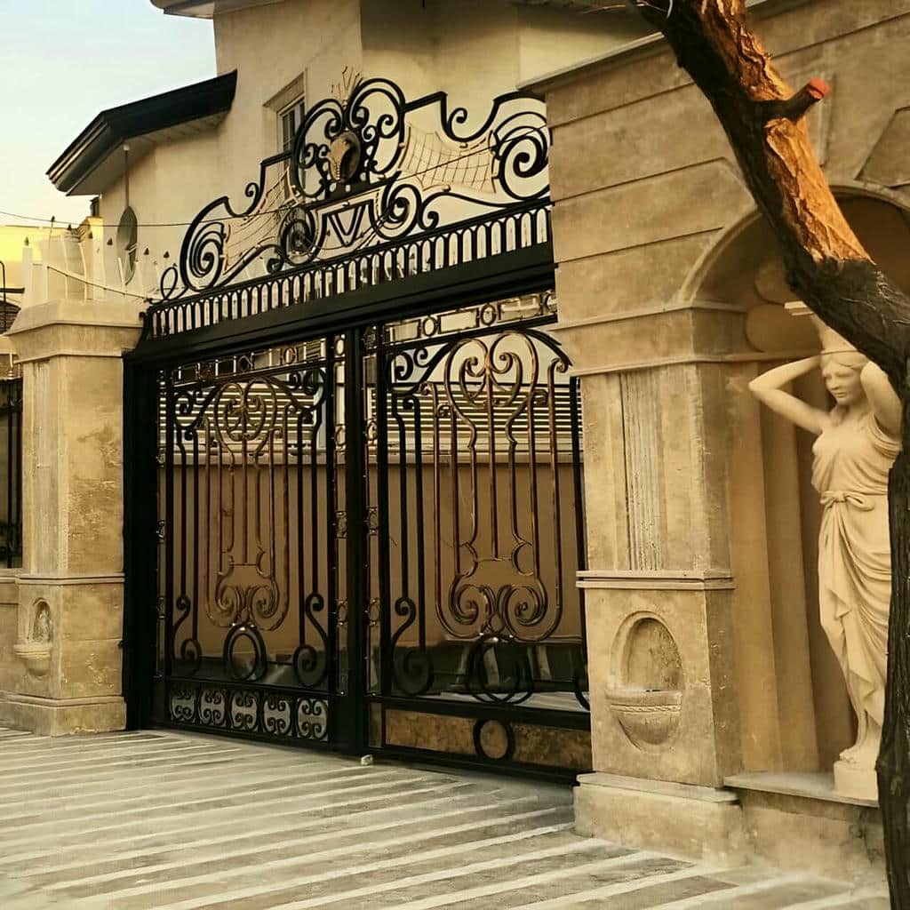 خرید درب پارکینگ حیاط فرفورژه ویلایی در اصفهان